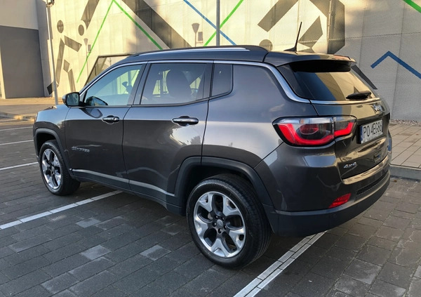 Jeep Compass cena 58000 przebieg: 274700, rok produkcji 2017 z Szamotuły małe 277